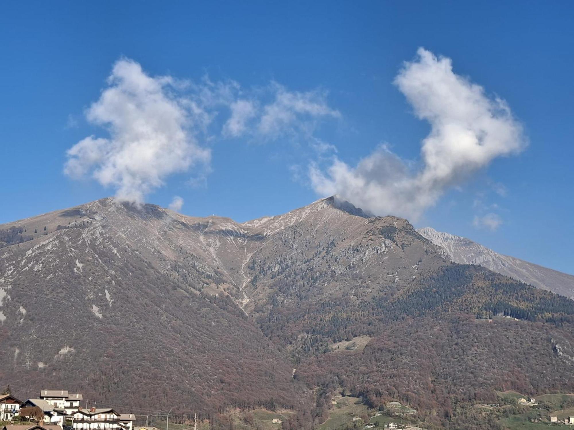 Donizetti Apartment Di Manenti Andrea Oltre il Colle ภายนอก รูปภาพ