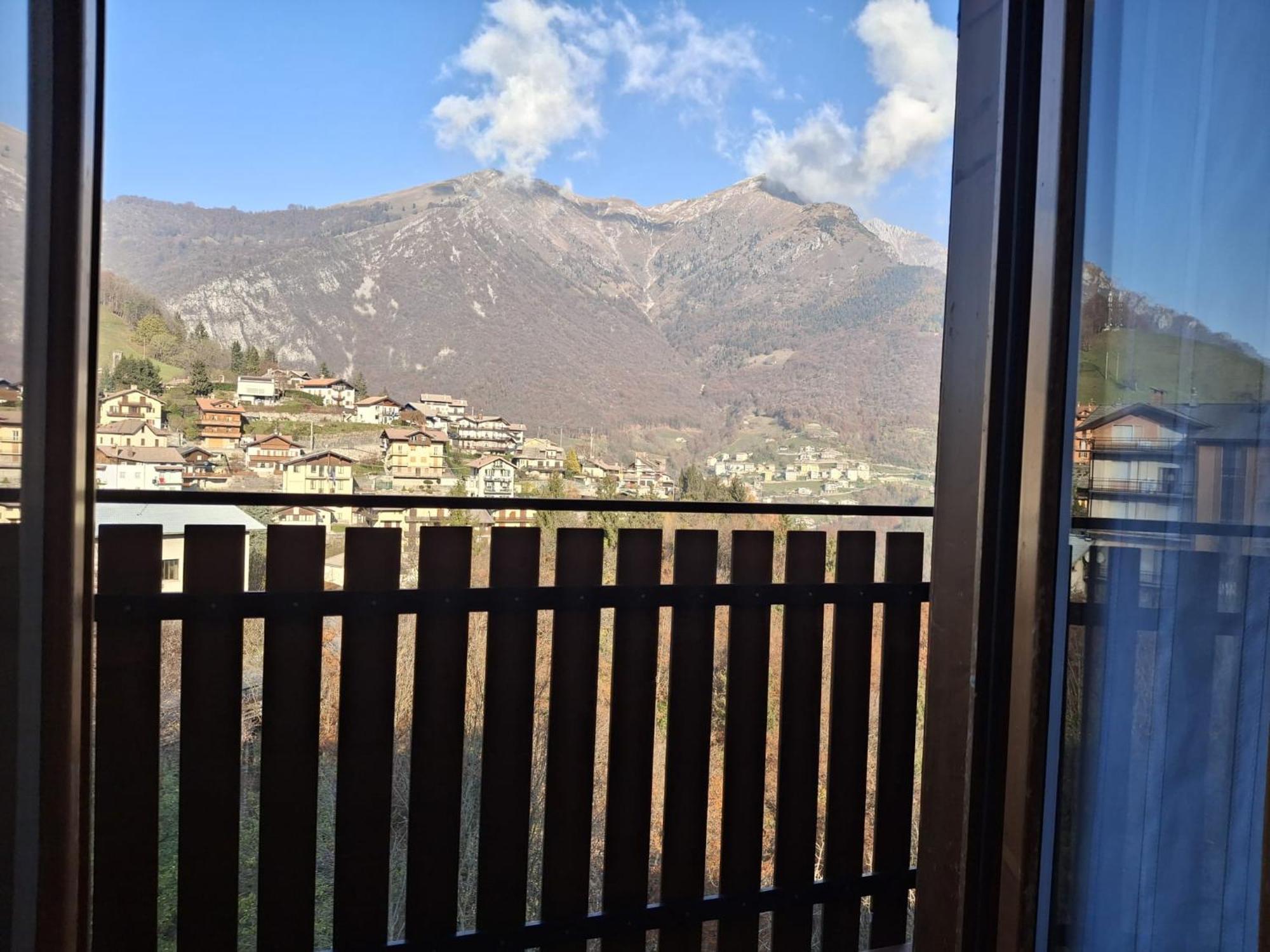 Donizetti Apartment Di Manenti Andrea Oltre il Colle ภายนอก รูปภาพ